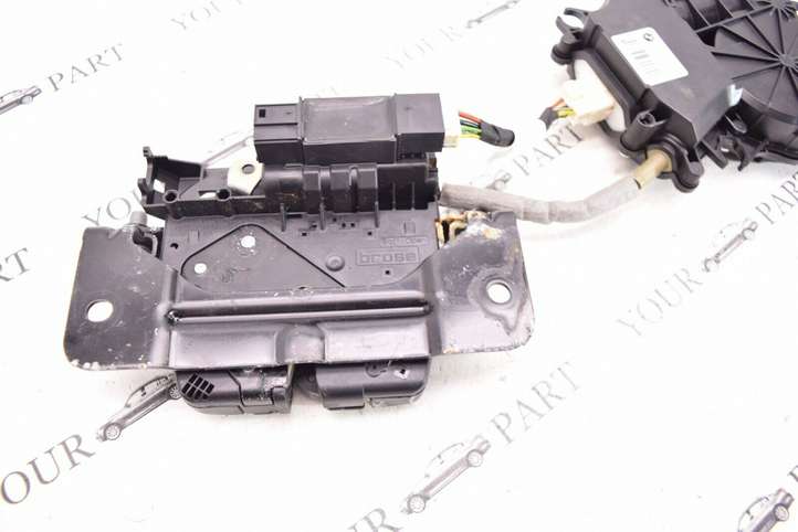 BMW X3 F25 (2010 - 2017)  7249578 Привод замка задней двери