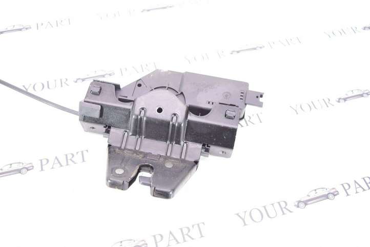 BMW 3 E90 E91 (2005 - 2012)  7840617 Замок задней крышки