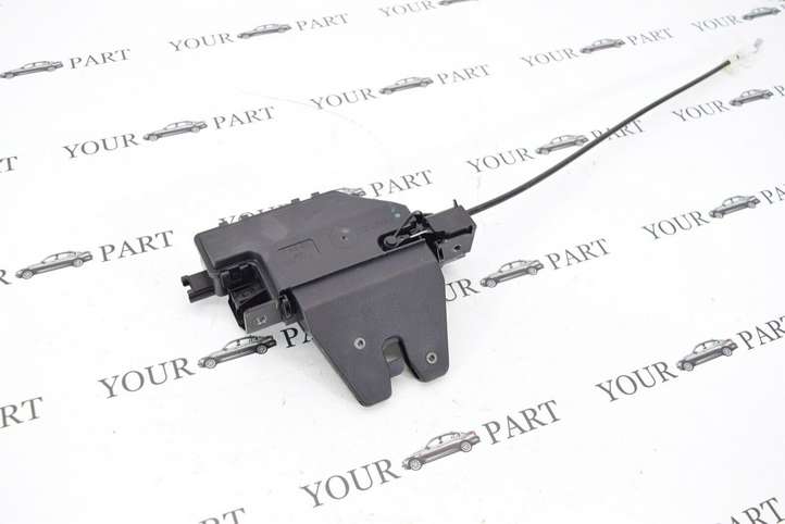 BMW 3 E90 E91 (2005 - 2012)  7840617 Замок задней крышки