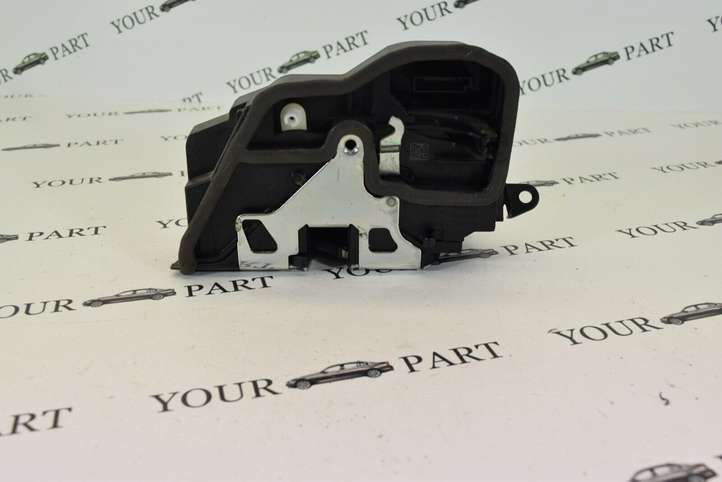 BMW X3 F25 (2010 - 2017)  7318417 Замок задней двери