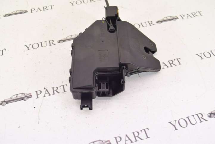 BMW 3 E90 E91 (2005 - 2012)  7840617 Замок задней крышки