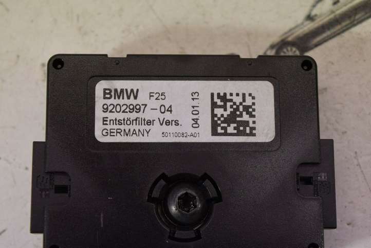 BMW X3 F25 (2010 - 2017)  9202997 Усилитель антенны