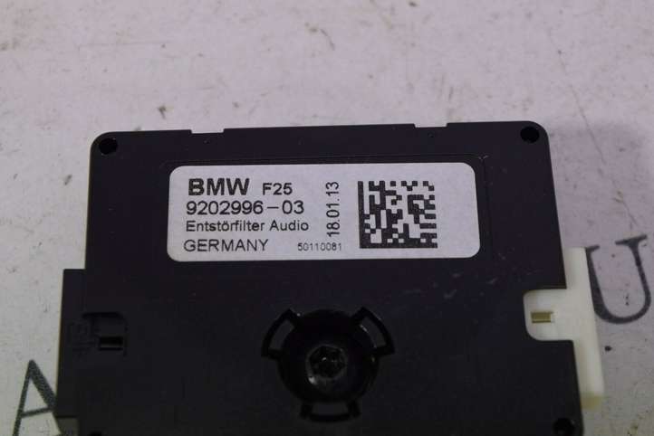 BMW X3 F25 (2010 - 2017)  9202996 Усилитель антенны