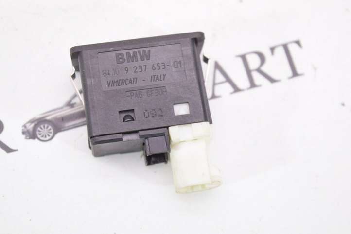 BMW 3 E90 E91 (2005 - 2012)  9237653 Разъем AUX