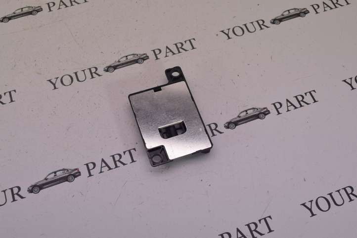 BMW 5 E60 E61 (2004 - 2010)  6928461 Антенна Bluetooth