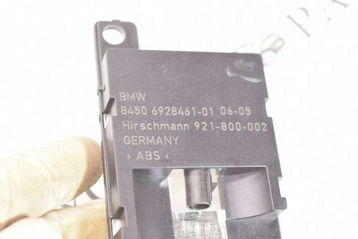 BMW 5 E60 E61 (2004 - 2010)  6928461 Антенна Bluetooth