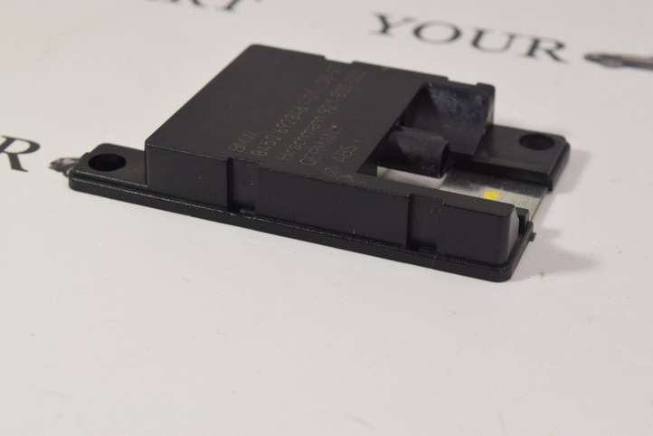 BMW 5 E60 E61 (2004 - 2010)  6928461 Антенна Bluetooth