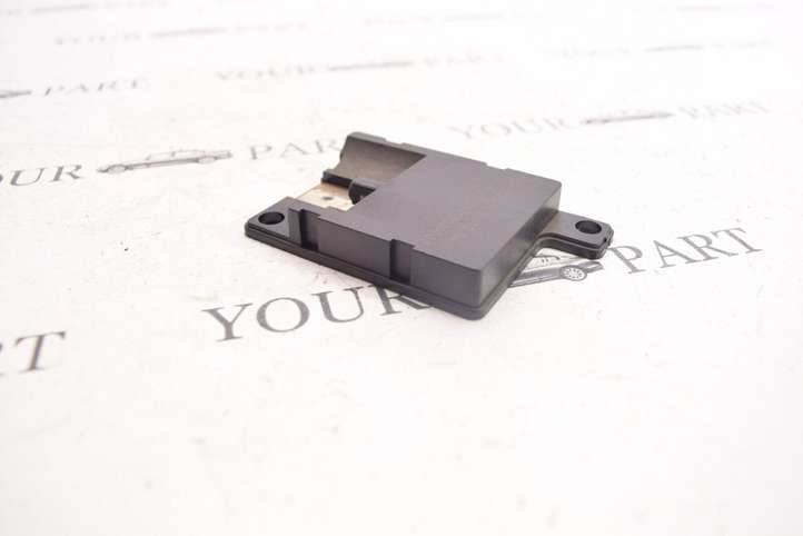 BMW 5 E60 E61 (2004 - 2010)  6928461 Антенна Bluetooth
