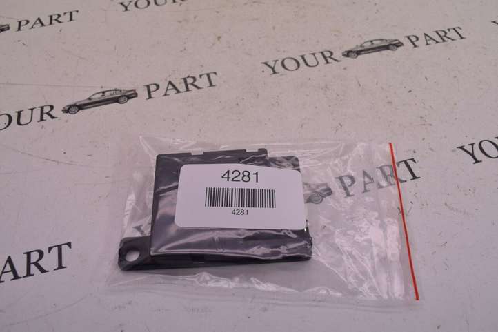 BMW 5 E60 E61 (2004 - 2010)  6928461 Антенна Bluetooth