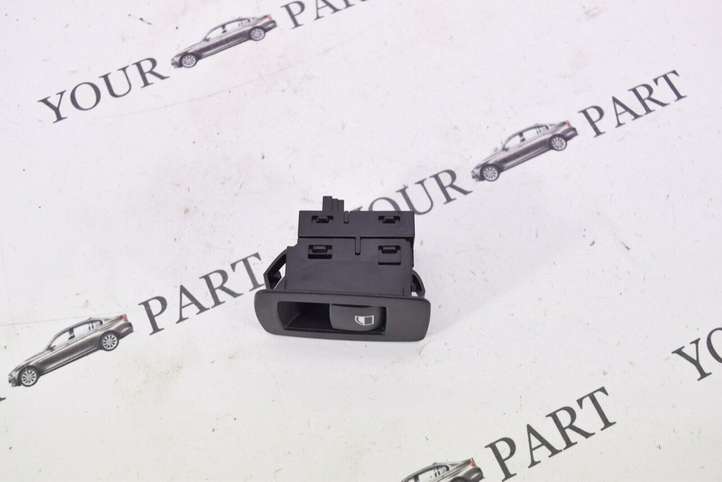 BMW X3 F25 (2010 - 2017)  9208106 Кнопка стеклоподъемников