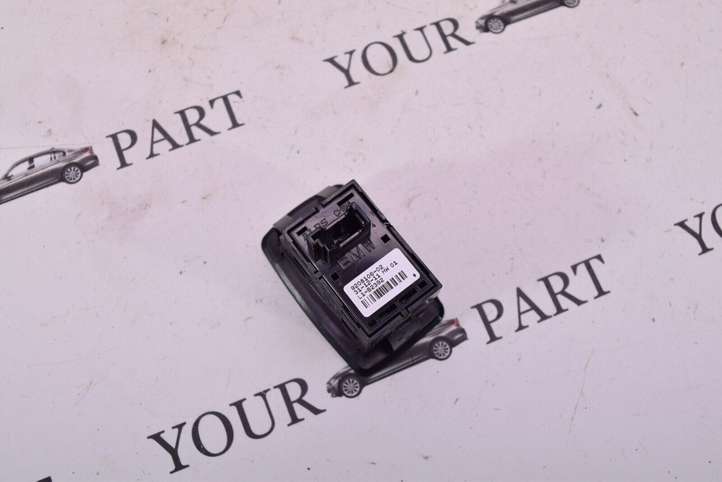 BMW X3 F25 (2010 - 2017)  9208106 Кнопка стеклоподъемников