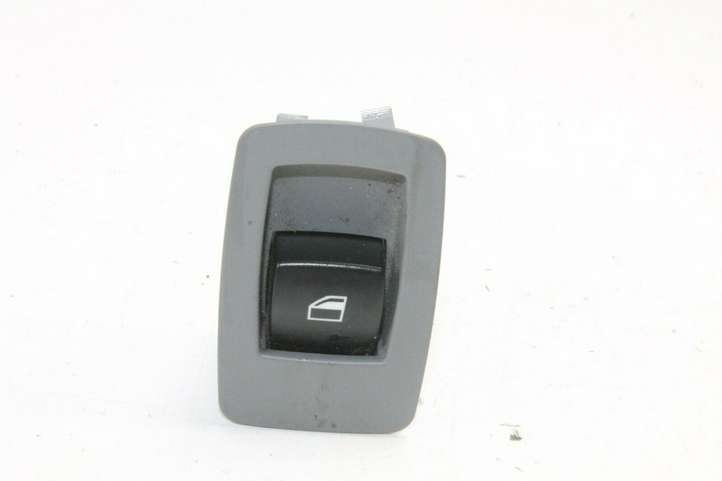 BMW 3 E90 E91 (2005 - 2012)  6945875 Кнопка стеклоподъемников