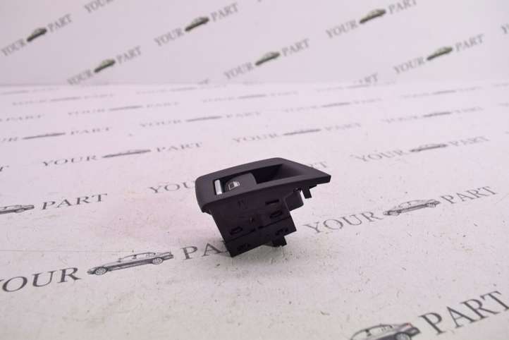 BMW 5 F10 F11 (2009 - 2016)  9241949 Кнопка стеклоподъемников