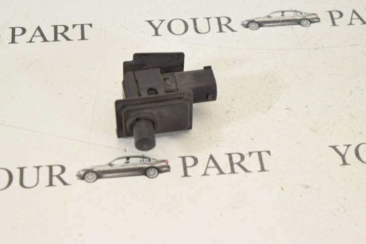 BMW 5 E60 E61 (2004 - 2010)  9119052 Датчик закрывания капота