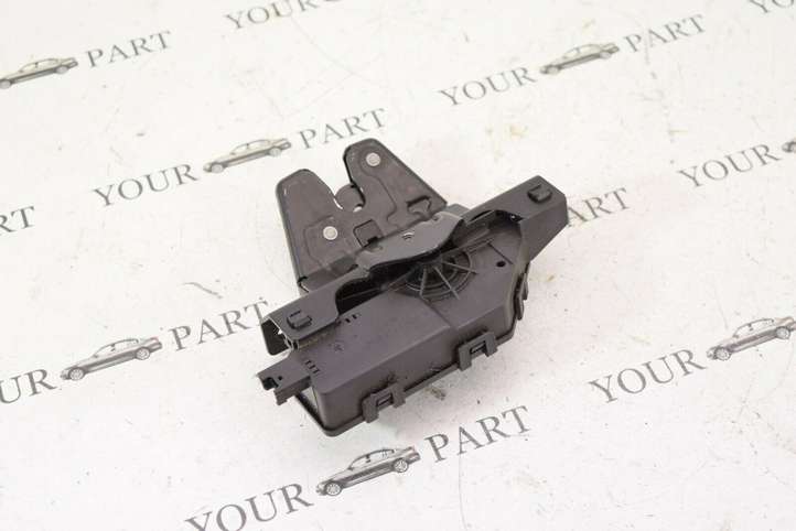BMW 3 E90 E91 (2005 - 2012)  7840617 Замок задней крышки