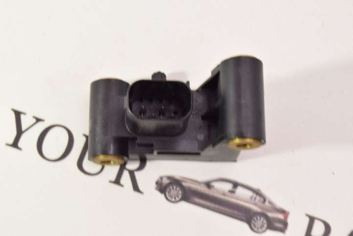 BMW 5 E60 E61 (2004 - 2010)  6977398 Датчик удара надувных подушек