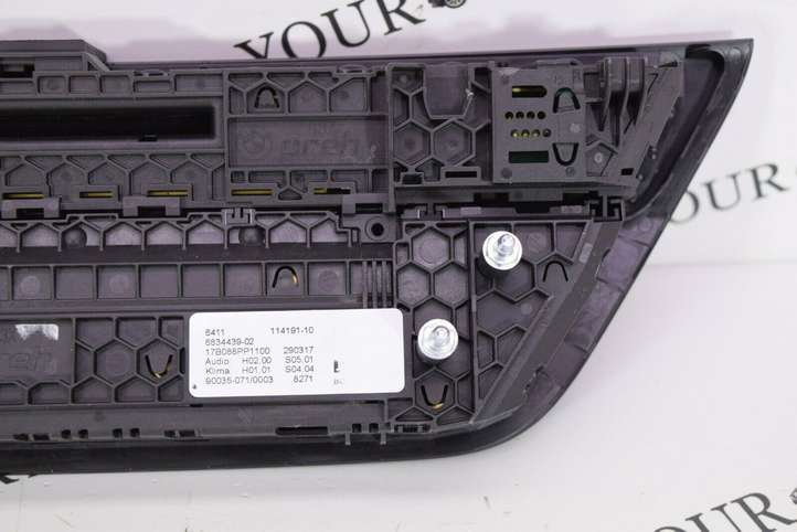 BMW 5 G30 G31 (2016 - )  6834439 Блок управления кондиционера воздуха / климата/ печки (в салоне)