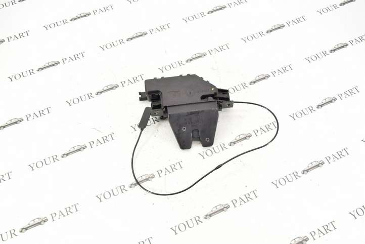 BMW 3 E90 E91 (2005 - 2012)  7840617 Замок задней крышки
