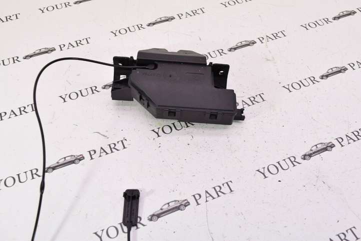 BMW 3 E90 E91 (2005 - 2012)  7840617 Замок задней крышки