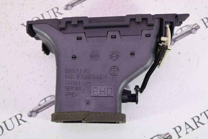 BMW 3 E90 E91 (2005 - 2012)  9130466 Боковая воздушный дефлектор