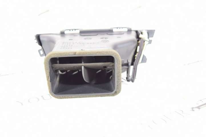 BMW 3 E90 E91 (2005 - 2012)  9130466 Боковая воздушный дефлектор