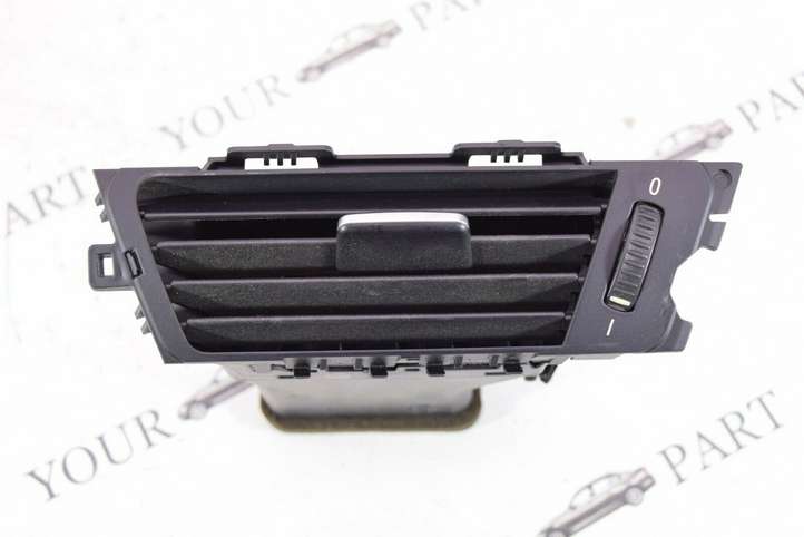BMW 3 E90 E91 (2005 - 2012)  9130465 Боковая воздушный дефлектор