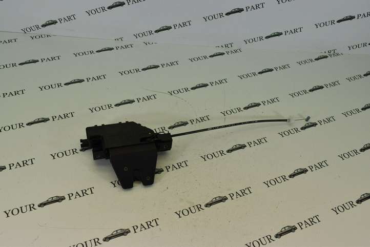 BMW 3 E90 E91 (2005 - 2012)  7840617 Замок задней крышки