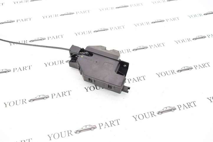 BMW 3 E90 E91 (2005 - 2012)  7840617 Замок задней крышки