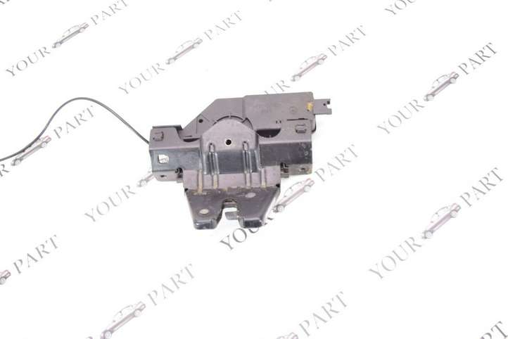 BMW 3 E90 E91 (2005 - 2012)  7840617 Замок задней крышки