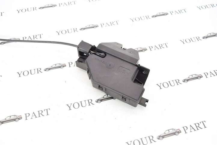 BMW 3 E90 E91 (2005 - 2012)  7840617 Замок задней крышки