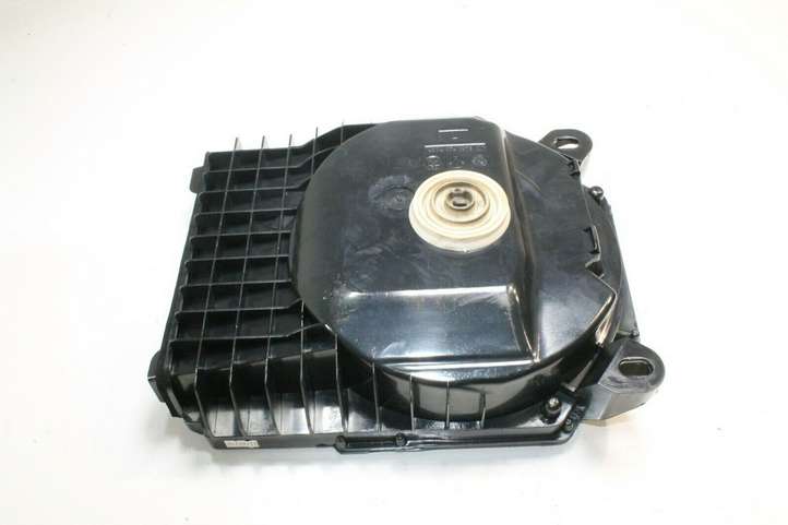 BMW 3 E90 E91 (2005 - 2012)  9143233 Громкоговоритель низкой частоты