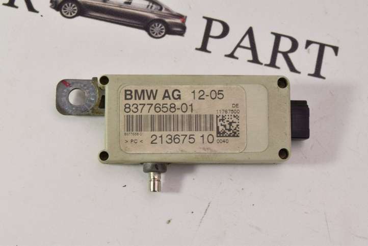 BMW X5 E53 (1999 - 2006)  8377658 Усилитель антенны