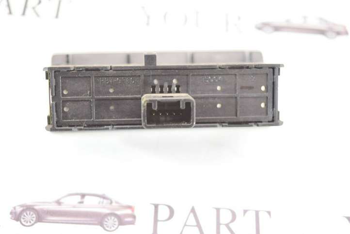 Lexus LS 460 (2006 - 2009)  8484050040 Включатель открытия топливного бака