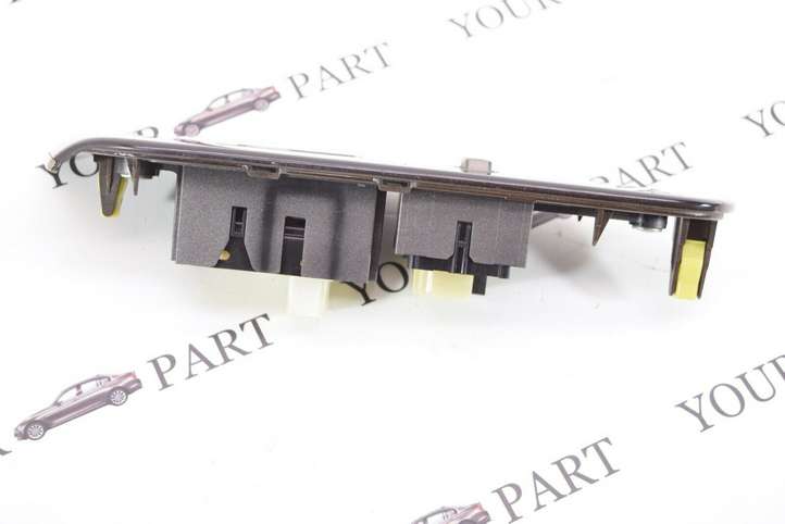 Lexus LS 460 (2006 - 2009)   Кнопка стеклоподъемников
