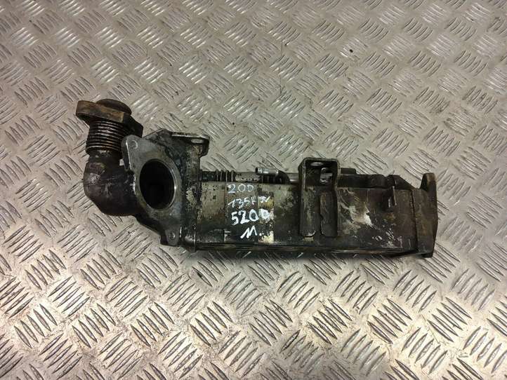 BMW 5 F10 F11 (2009 - 2016)  7823210 Клапан EGR