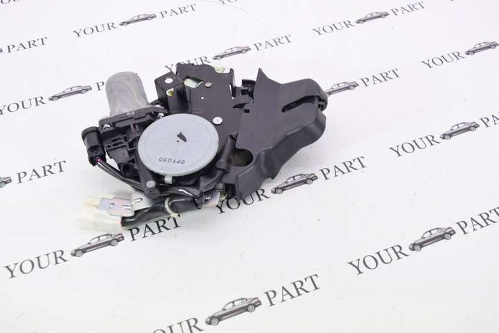 Lexus LS 460 (2006 - 2009)  6465050030 Замок задней крышки