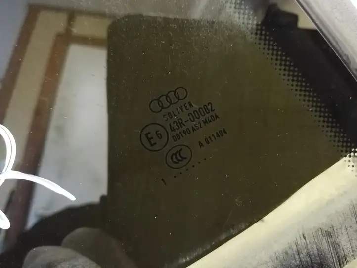 Audi S5 8T (2011 - 2016) Заднее боковое стекло — фото 3
