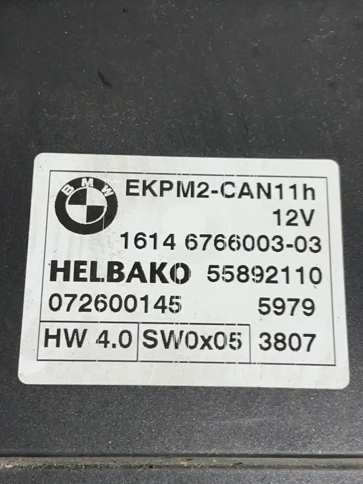 BMW X3 E83 (2003 - 2010) 6766003 Блок управления топливным насосом — фото 3