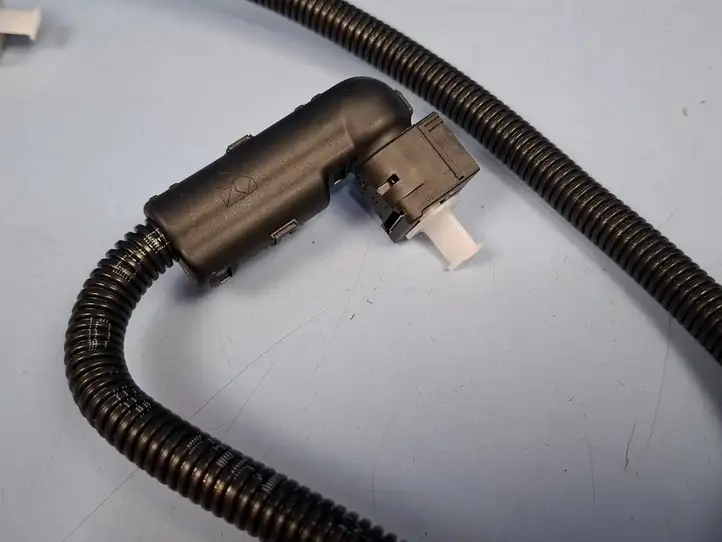 Mercedes-Benz Vito W447 (2014 - )  A4474708200 Другие детали системы AdBlue