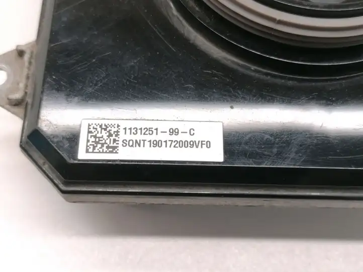 Tesla Model 3 (2017 - 2023) 1131251-99-C Блок розжига ксенона — фото 2