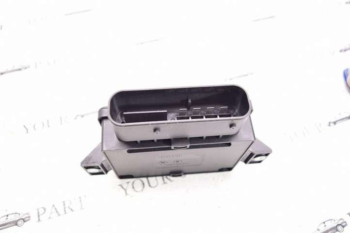 BMW 5 F10 F11 (2009 - 2016)  6858017 Блок управления парковки
