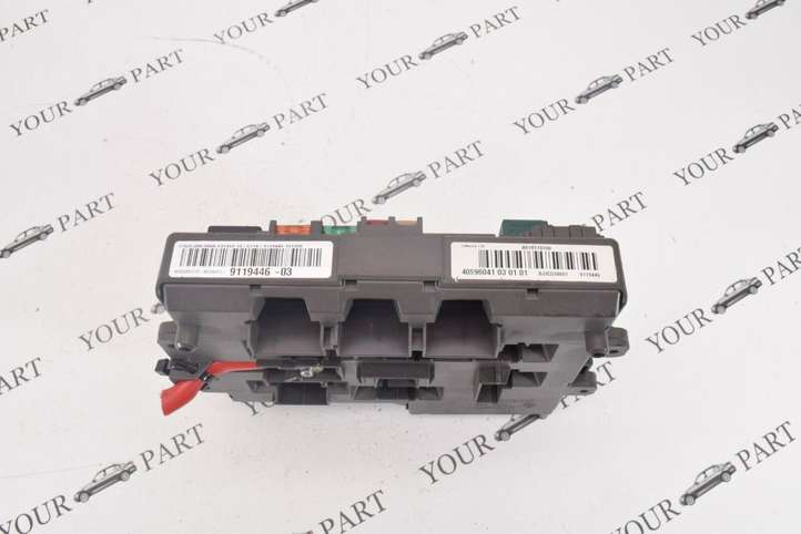 BMW 3 E90 E91 (2005 - 2012)  9119446 Ящик предохранителей (комплект)