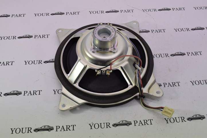 Lexus GS 300 350 430 450h (2004 - 2007)  8616030B00 Громкоговоритель низкой частоты