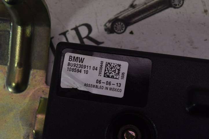 BMW 1 F20 F21 (2011 - 2019)  BU9230911 Усилитель антенны