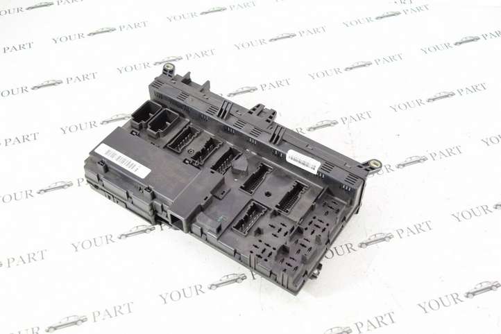 BMW X5 E53 (1999 - 2006)  8380409 Блок предохранителей