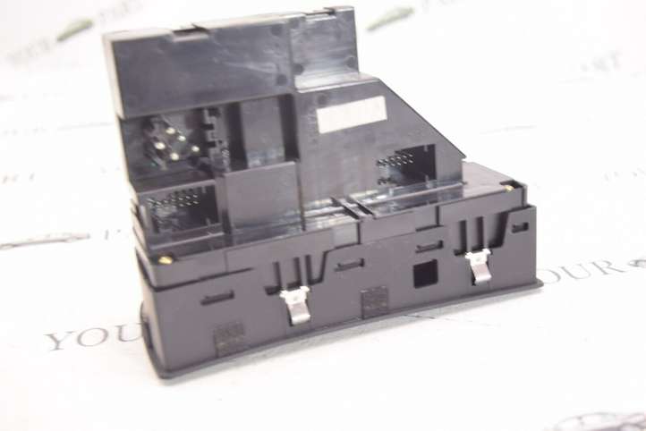 BMW X5 E53 (1999 - 2006)  6944556 Кнопка стеклоподъемников
