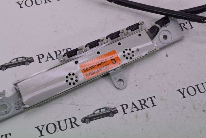 Lexus GS 300 350 430 450h (2004 - 2007)  8630030A70 Усилитель антенны