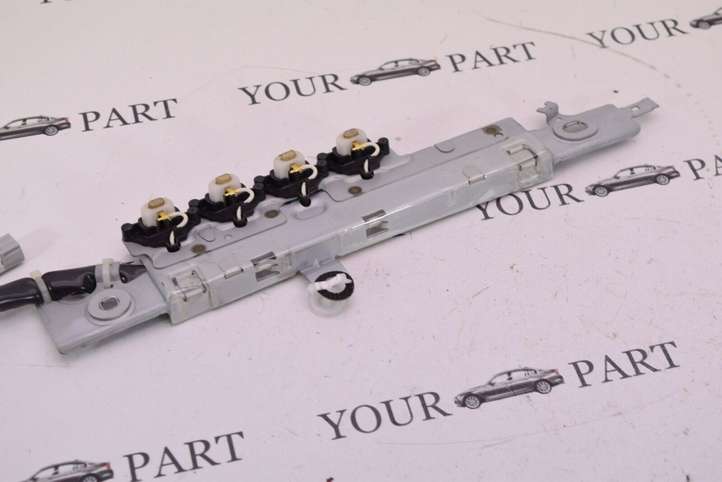 Lexus GS 300 350 430 450h (2004 - 2007)  8630030A70 Усилитель антенны