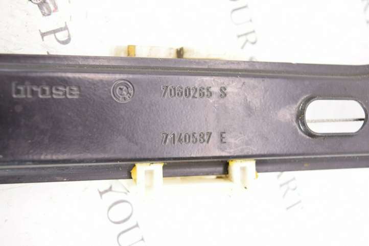 BMW 3 E90 E91 (2005 - 2012)  7060265 Передний комплект электрического механизма для подъема окна