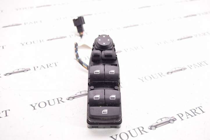 BMW X3 F25 (2010 - 2017)  9208111 Кнопка стеклоподъемников